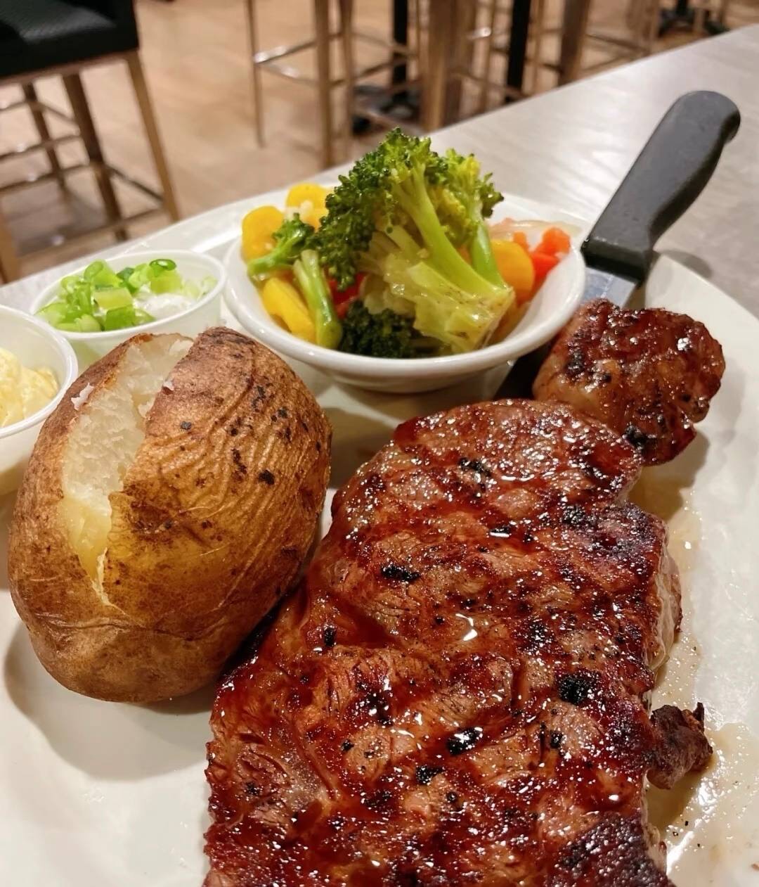 东方明珠特色西式餐饮